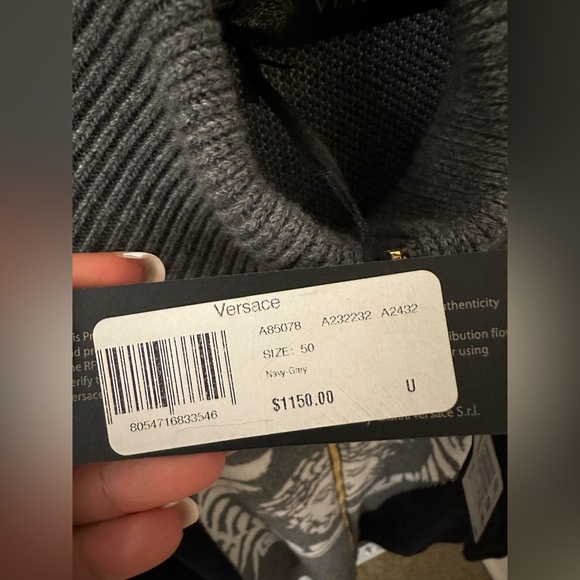 AUTHENTIC RARE brand new tags attached Versace Zip Up Sweater Size 50(fits L&XL) - Picture 4 of 5